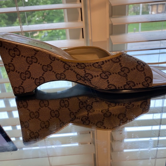 SOLD - Picture 5 of 5